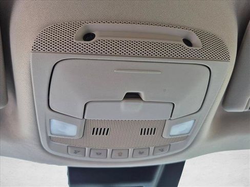 Used 2019 Ford Expedition Max XLT w/ Equipment Group 202A RWD image 9