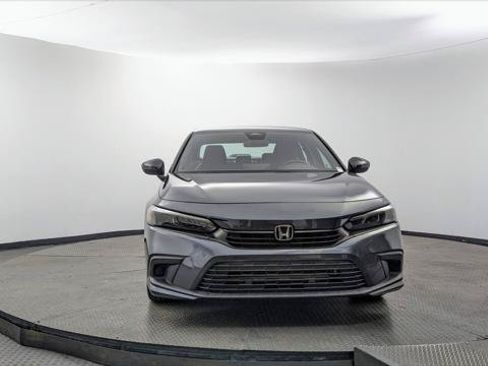 Used 2022 Honda Civic Sport image 12