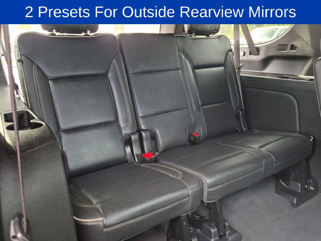 Used 2024 GMC Yukon XL SLT w/ SLT Luxury Package AWD/4WD image 24