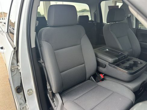 Used 2018 Chevrolet Silverado 2500 LT AWD/4WD image 21