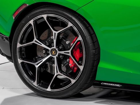 Used 2024 Lamborghini Revuelto AWD/4WD image 47