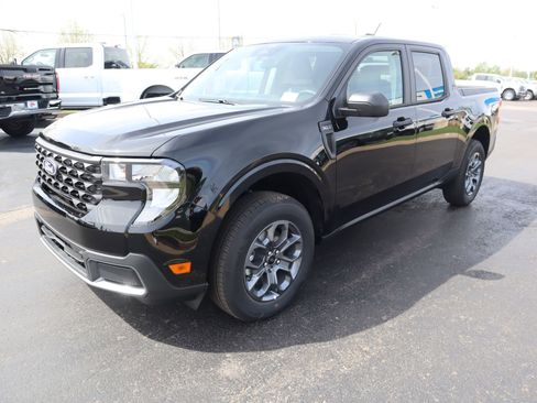 New 2026 Ford Maverick XLT FWD image 9