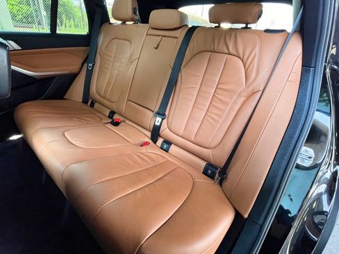 Used 2019 BMW X5 xDrive40i AWD/4WD image 44