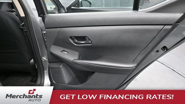 Used 2024 Nissan Sentra SV FWD image 12