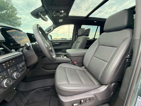 Used 2026 Chevrolet Tahoe Z71 w/ Z71 Off-Road Package AWD/4WD image 26
