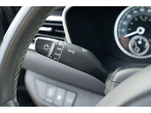 Used 2023 Genesis G70 2.0T AWD/4WD image 21