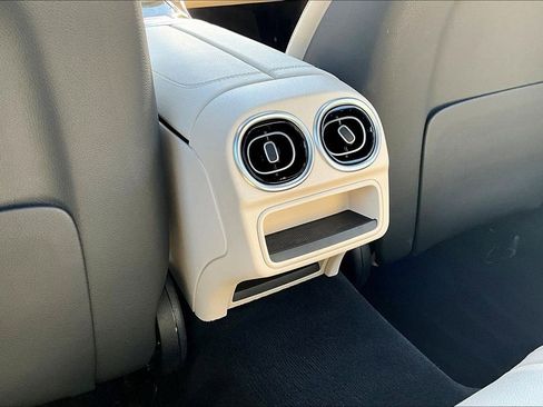 Certified 2023 Mercedes-Benz C 300 4MATIC Sedan image 25