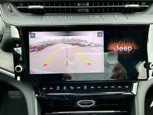 New 2026 Jeep Grand Cherokee Altitude AWD/4WD image 14