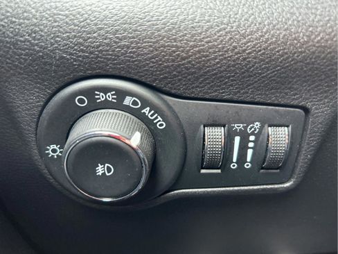 Certified 2022 Jeep Compass Trailhawk AWD/4WD image 25