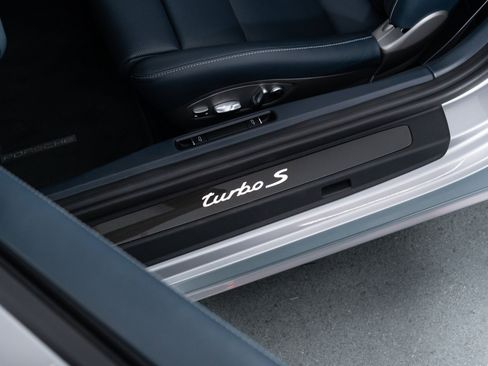 Used 2019 Porsche 911 Turbo S AWD/4WD image 8