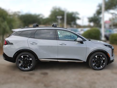 New 2026 Kia Sportage SX FWD image 5
