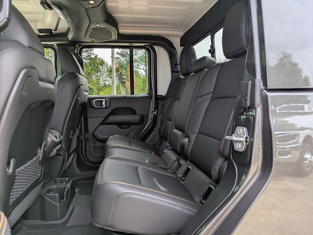 New 2026 Jeep Gladiator Sport AWD/4WD image 14