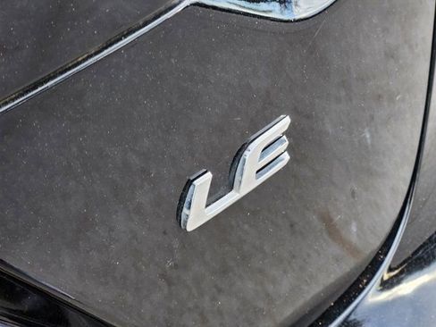 Used 2023 Toyota Corolla LE image 9