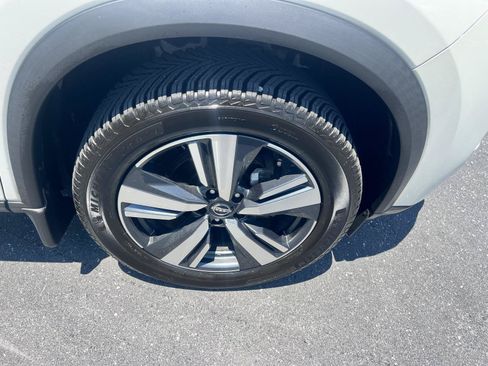 Used 2023 Nissan Rogue SL FWD image 43