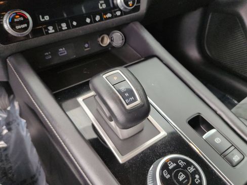 Used 2022 Mitsubishi Outlander SE AWD/4WD image 12