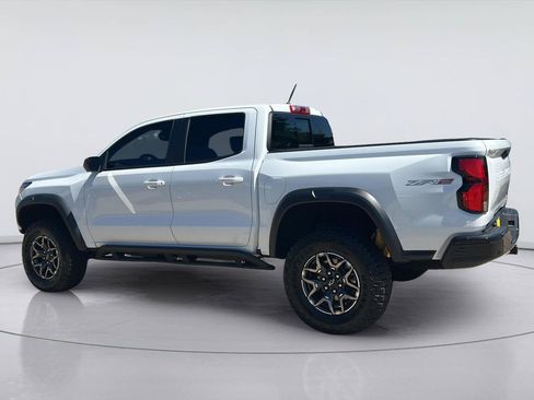 Used 2023 Chevrolet Colorado ZR2 w/ ZR2 Convenience Package III AWD/4WD image 6