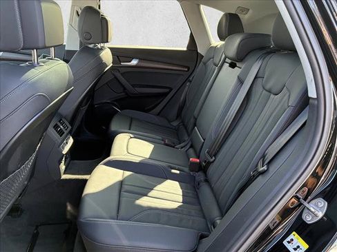 Used 2024 Audi Q5 e Premium w/ Convenience Package AWD/4WD image 13