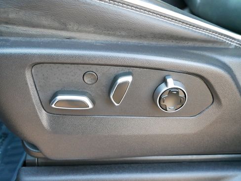 Used 2024 GMC Sierra 1500 AT4X image 17