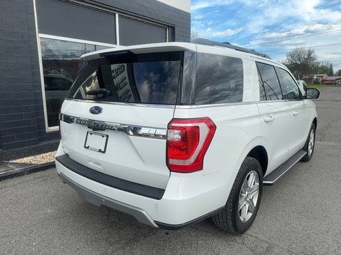 Used 2019 Ford Expedition XLT w/ Equipment Group 202A AWD/4WD image 7