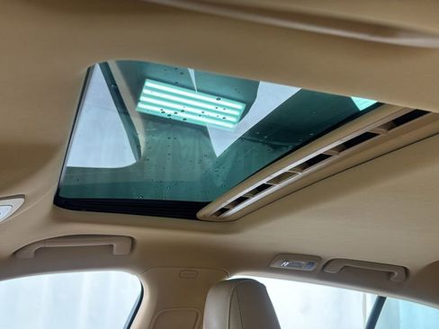 Used 2011 Porsche Panamera 4 image 34