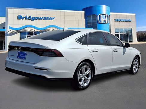 Used 2024 Honda Accord LX image 6