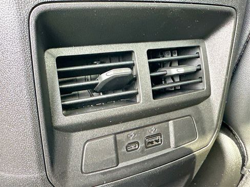 New 2025 Chevrolet Colorado LT w/ LT Convenience Package image 18