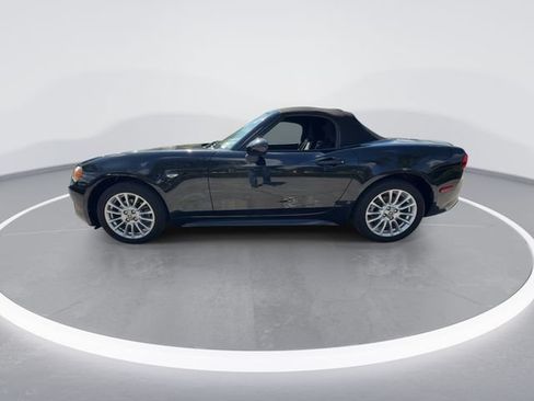Used 2020 FIAT 124 Spider Classica w/ Technology Group RWD image 5