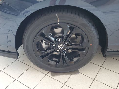 New 2025 Honda Accord SE image 3