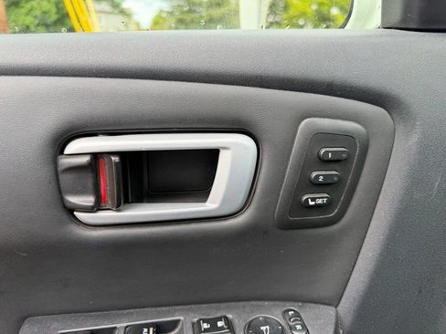 Used 2011 Honda Pilot Touring image 27