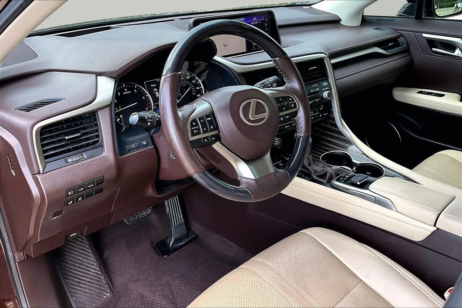 Used 2017 Lexus RX 350 FWD w/ Luxury Package image 17