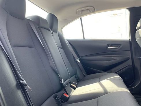 Used 2021 Toyota Corolla LE FWD image 34