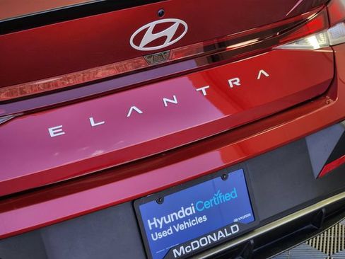 Certified 2025 Hyundai Elantra Sport FWD image 8