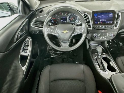 Used 2024 Chevrolet Malibu LT FWD image 21