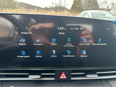 New 2026 Hyundai Elantra Limited FWD image 15