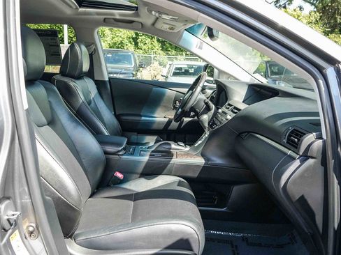 Used 2013 Lexus RX 350 AWD w/ Navigation Pkg image 16