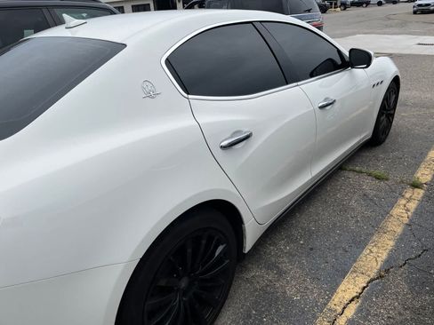 Used 2018 Maserati Ghibli S Q4 AWD/4WD image 15