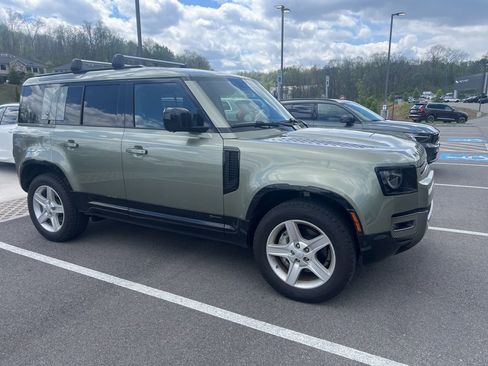 Used 2021 Land Rover Defender 110 X-Dynamic HSE image 14