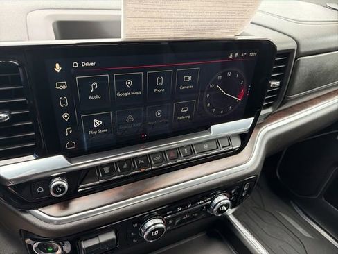 Used 2025 GMC Sierra 2500 SLT w/ SLT Premium Package AWD/4WD image 29