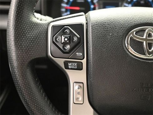 Used 2016 Toyota 4Runner SR5 image 28