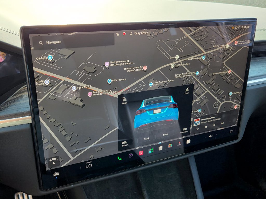 Used 2022 Tesla Model X AWD/4WD image 23