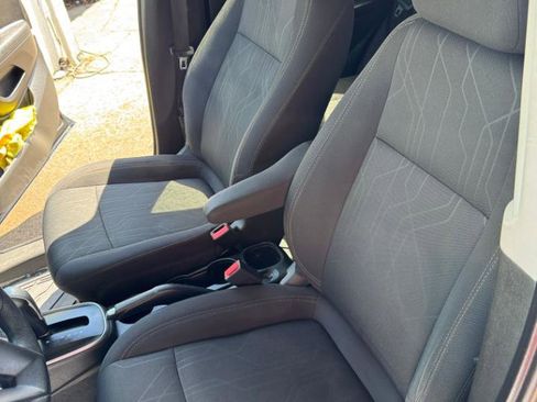 Used 2018 Chevrolet Trax LT FWD image 4