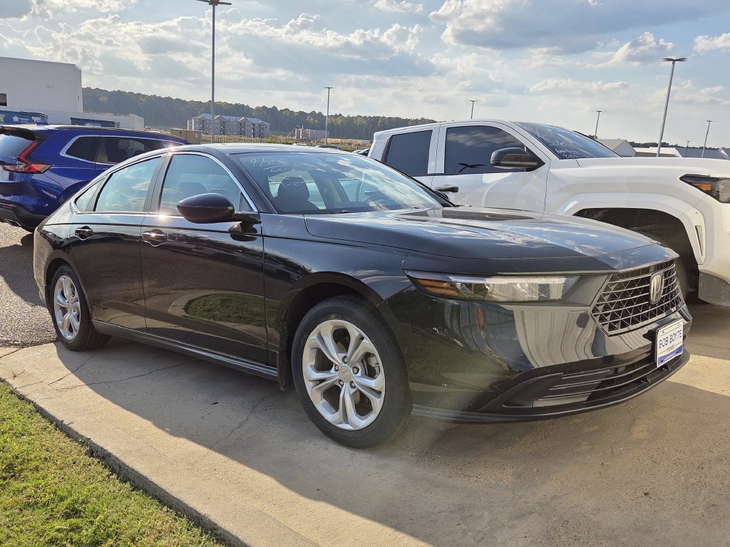 Certified 2024 Honda Accord LX image 2