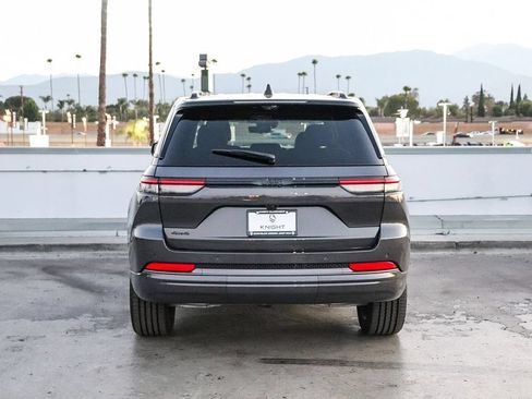 New 2026 Jeep Grand Cherokee Limited AWD/4WD image 8