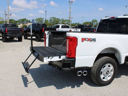 Used 2025 Ford F250 XL w/ XL Off-Road Package AWD/4WD image 11