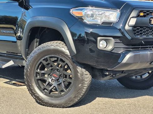 Certified 2023 Toyota Tacoma 4x4 Double Cab w/ Trail Edition image 4