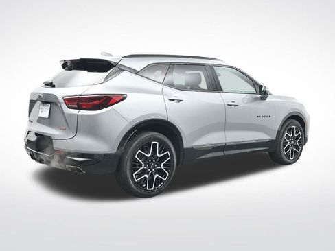 Used 2023 Chevrolet Blazer RS w/ Driver Confidence II Package image 6
