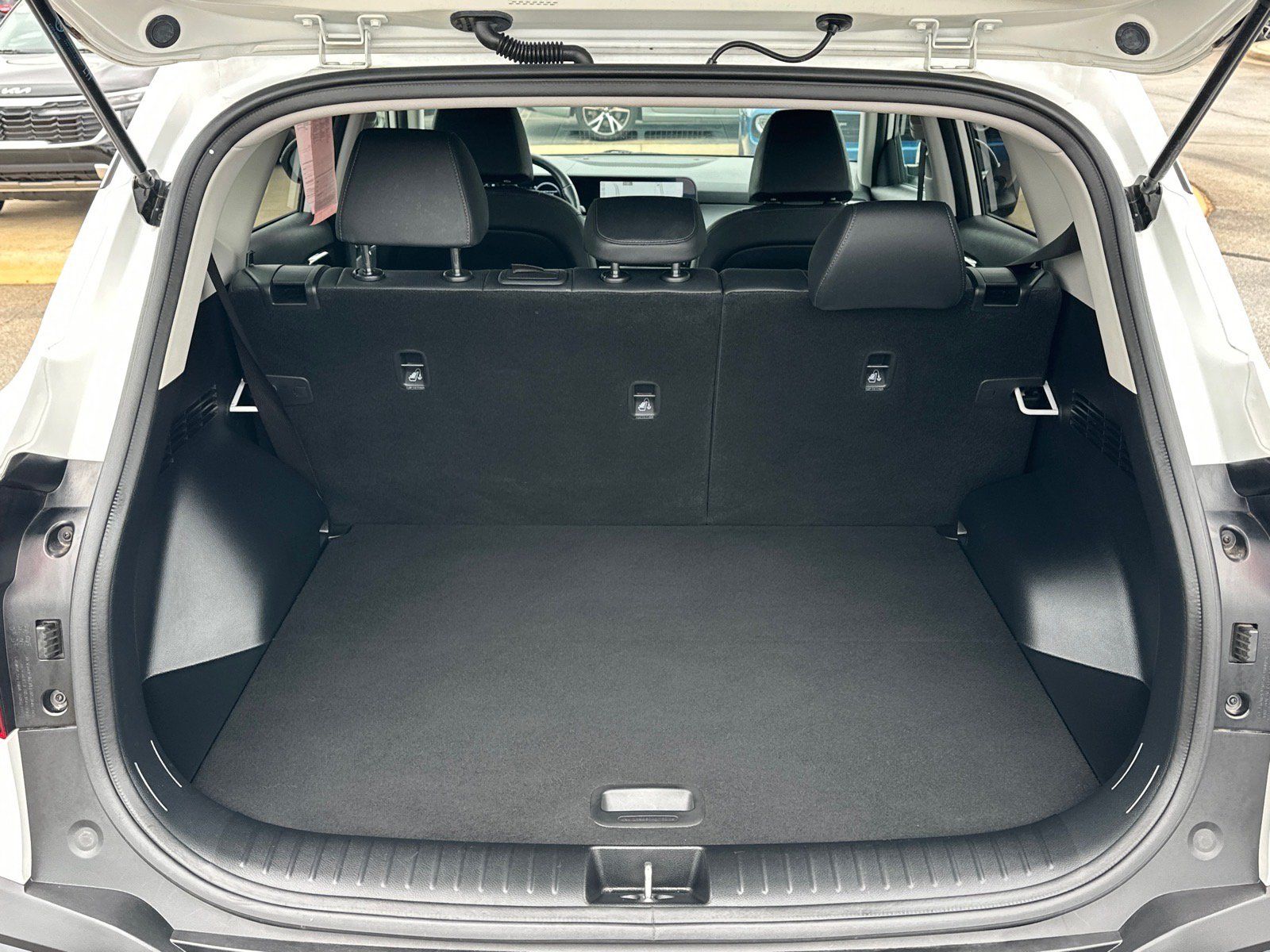Certified 2025 Kia Seltos EX w/ EX Sunroof Package FWD image 5
