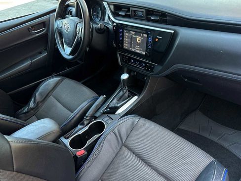 Used 2017 Toyota Corolla L image 17