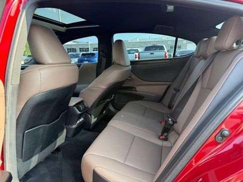 Used 2022 Lexus ES 350 w/ Premium Package FWD image 13