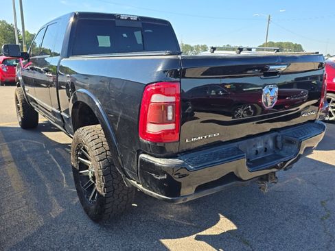 Used 2021 RAM 2500 Limited AWD/4WD image 4